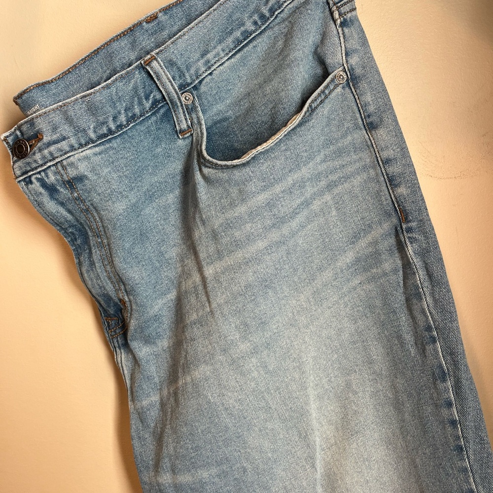 Old Navy Straight Cut Jeans